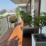 דירה Sky Garden - Private Garage מילאנו